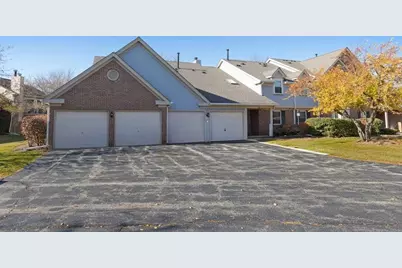 204 Dublin Lane #W2, Schaumburg, IL 60194 - Photo 2