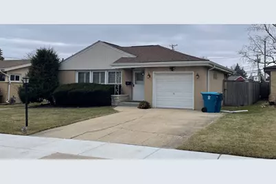 408 S Albert Street, Mount Prospect, IL 60056 - Photo 1