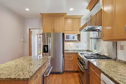 2319 Asbury Avenue, Evanston, IL 60201 - Photo 16