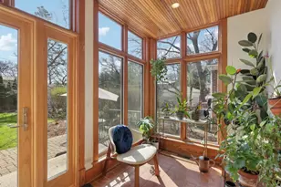 2319 Asbury Ave, Evanston, IL 60201 - Photo 18