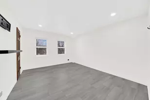 4023 W 58th Pl, Chicago, IL 60629 - Photo 8