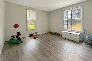 243 W Patton St, Paxton, IL 60957 - Photo 10