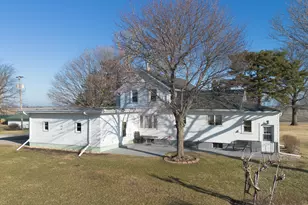 190 N 20th Rd, Peru, IL 61354 - Photo 2