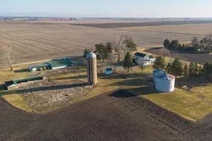 190 N 20th Rd, Peru, IL 61354 - Photo 4