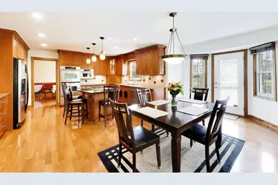 1528 Sequoia Road, Naperville, IL 60540 - Photo 8