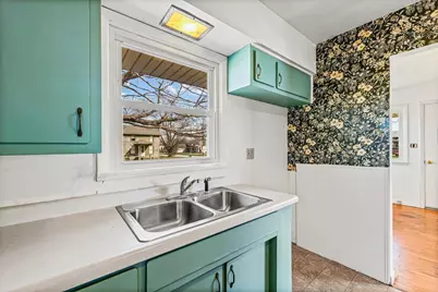 404 S Maple Street, Gilman, IL 60938 - Photo 14