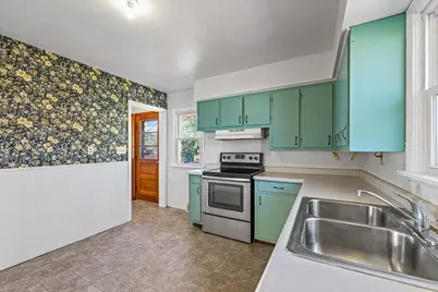 404 S Maple Street, Gilman, IL 60938 - Photo 12