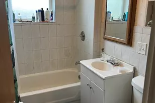 3840 W Roscoe St, Chicago, IL 60641 - Photo 10