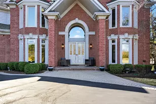 9315 N Muirfield Dr, Lakewood, IL 60014 - Photo 4