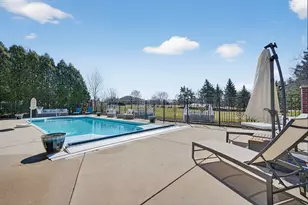 9315 N Muirfield Dr, Lakewood, IL 60014 - Photo 112