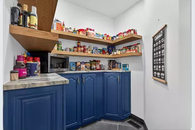 9315 N Muirfield Drive, Lakewood, IL 60014 - Photo 48