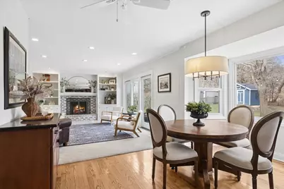 334 E Winchester Road, Libertyville, IL 60048 - Photo 8