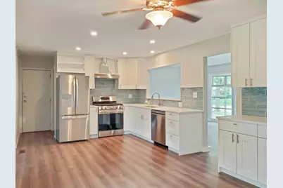 [Address not provided], Roselle, IL 60172 - Photo 12