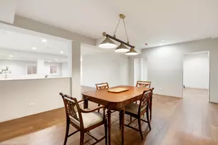 925 Wedgewood Dr, Crystal Lake, IL 60014 - Photo 22