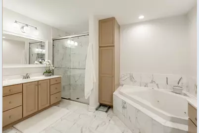 925 Wedgewood Drive, Crystal Lake, IL 60014 - Photo 12