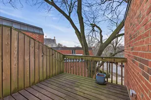 2131 N Larrabee St, Chicago, IL 60614 - Photo 8