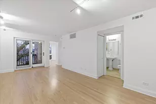 2131 N Larrabee St, Chicago, IL 60614 - Photo 6