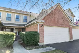 147 Stirling Ln, Schaumburg, IL 60194 - Photo 2