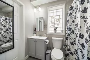 2431 Gunderson Ave, Berwyn, IL 60402 - Photo 8