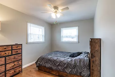 325 N Emerald Avenue, Mundelein, IL 60060 - Photo 12