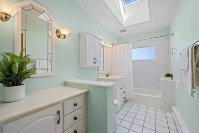 337 Republic Road, Batavia, IL 60510 - Photo 10