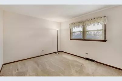 602 E Weathersfield Way, Schaumburg, IL 60193 - Photo 16