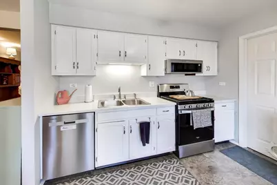 181 W Fabish Drive, Buffalo Grove, IL 60089 - Photo 6