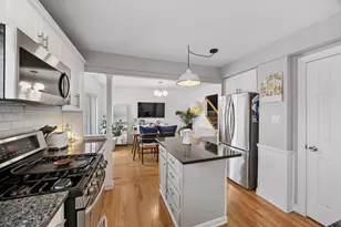 16352 Oxford Dr, Tinley Park, IL 60477 - Photo 4