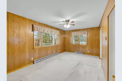 215 N State Street, Genoa, IL 60135 - Photo 14