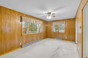 215 N State St, Genoa, IL 60135 - Photo 14