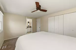 2023 Springside Dr, Naperville, IL 60565 - Photo 14