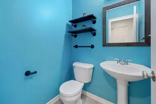 748 Florence St, Hampshire, IL 60140 - Photo 8