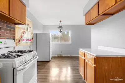 28 Seneca Drive, Montgomery, IL 60538 - Photo 8