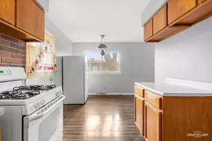 28 Seneca Dr, Montgomery, IL 60538 - Photo 8