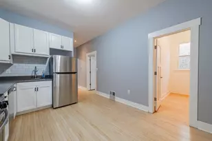 2252 W Leland Ave, Chicago, IL 60625 - Photo 4