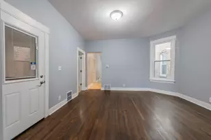 2252 W Leland Ave, Chicago, IL 60625 - Photo 6