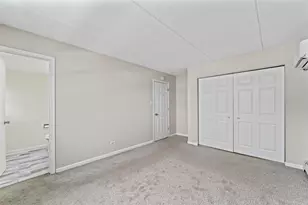 7117 W 93rd St, Oak Lawn, IL 60453 - Photo 10