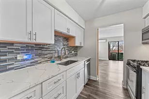 7117 W 93rd St, Oak Lawn, IL 60453 - Photo 6