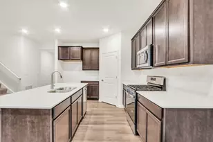 10017 Edgebrook Ln, Huntley, IL 60142 - Photo 8