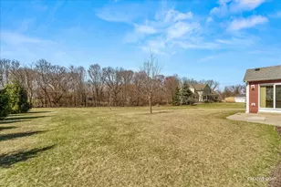 6105 Red Gate Ln, Yorkville, IL 60560 - Photo 26