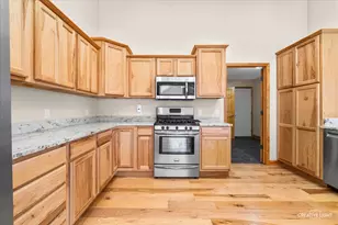 6105 Red Gate Ln, Yorkville, IL 60560 - Photo 12