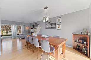 31 Mulberry E Rd, Deerfield, IL 60015 - Photo 6