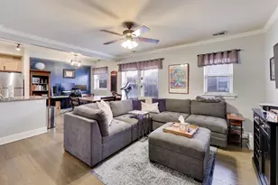 3450 N Janssen Ave, Chicago, IL 60657 - Photo 2