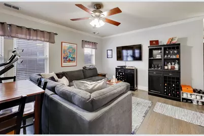 3450 N Janssen Avenue #1B, Chicago, IL 60657 - Photo 4
