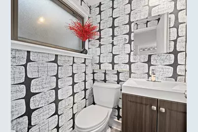 [Address not provided], Highland Park, IL 60035 - Photo 24