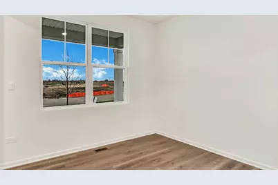 [Address not provided], Huntley, IL 60142 - Photo 4