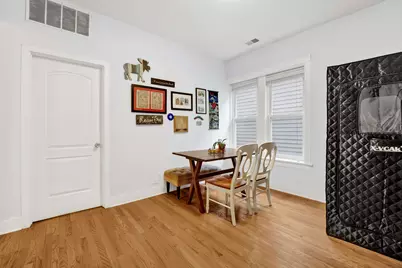 3226 W Potomac Avenue #1F, Chicago, IL 60651 - Photo 12