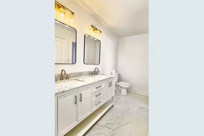 16465 Terry Lane, Oak Forest, IL 60452 - Photo 8