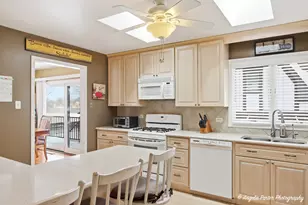 3114 Riverstream Dr, McHenry, IL 60050 - Photo 8