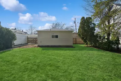 1580 Florence Avenue, Evanston, IL 60201 - Photo 22